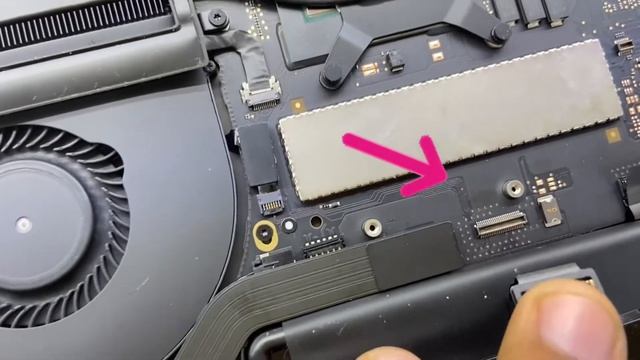 MACBOOK PRO 2015 - NO LE FUNCIONA EL TECLADO Y EL MOUSE/COMO SOLUCIONARLO✅ смотреть онлайн