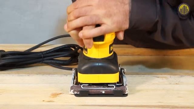 Вибрационная шлифмашина DeWALT D26441