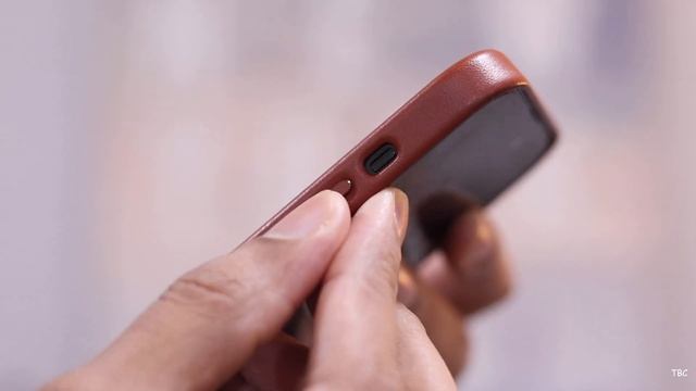 iPhone 14 series leather case detailed review. (3 weeks later!) смотреть онлайн