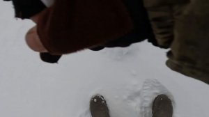 Зимняя рыбалка на окуня. Горное озеро на Алтае /  Winter fishing for perch. Mountain lake in Altai