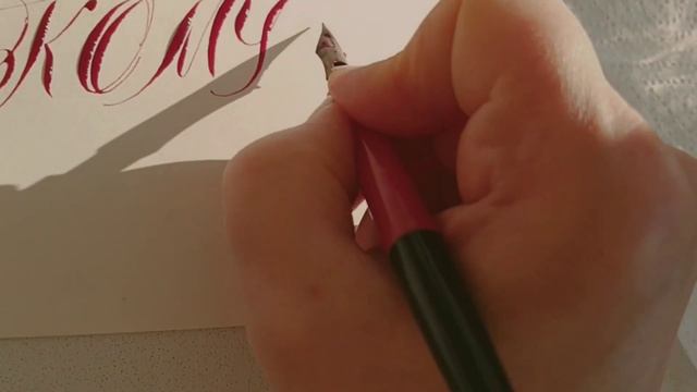 "КОМУС" Кому пришло в голову дать такое оригинальное название? (кому+с=комус) смотреть онлайн