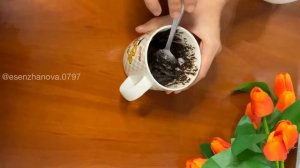 Кекс за 2 минуты в микроволновке. Кекс из 2 ингредиентов