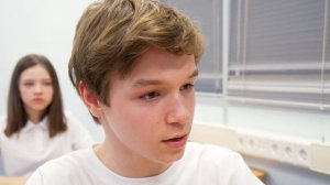 Семён ПОДСТАВИЛ училку. Теперь её уволят?/Трудный возраст #22 серия