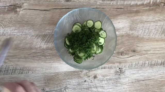 КАК ПРИГОТОВИТЬ САЛАТ ИЗ ОГУРЦОВ С ЧЕСНОКОМ? Простой, быстрый, вкусный и легкий, на каждый день
