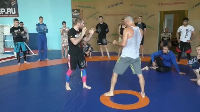 Проход в ноги.Техника и тактика.