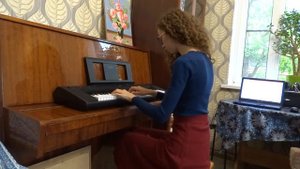 Цифровое пианино YAMAHA NP-12B piaggero. Балуемся забавы ради.