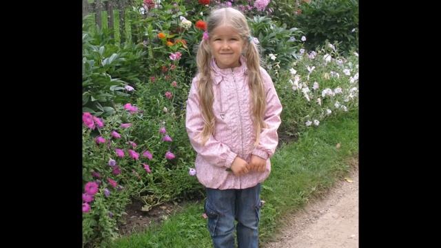 На фоне Пушкина снимается семейство смотреть онлайн