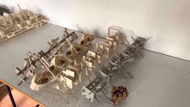 Как учатся в легендарной школе Bauhaus смотреть онлайн