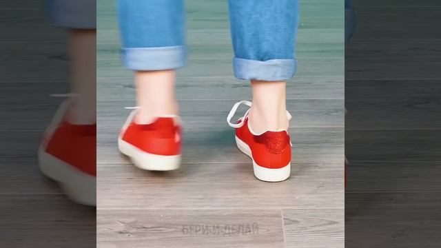 26 ГЕНИАЛЬНЫХ СПОСОБОВ ПЕРЕДЕЛАТЬ СТАРУЮ ОДЕЖДУ И ОБУВЬ смотреть онлайн