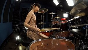 Drum Lessons (Drumeo) - Как мощнее играть на барабанах руками. BKR