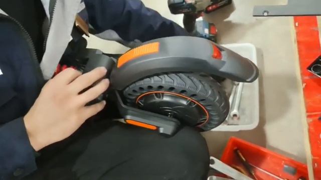 KuKirin S1 Pro rear fender replacement tutorial 1，https://goo.by/x2LcC смотреть онлайн