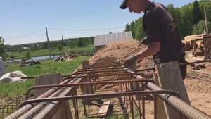 вязка армокаркаса балок и колон  / станок для гибки арматуры и как сделать хомуты