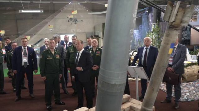 ??Образцы современной военной техники, представленные на форуме «Армия-2023»❗️