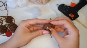 Вязаные сладости  Вяжем конфеты крючком