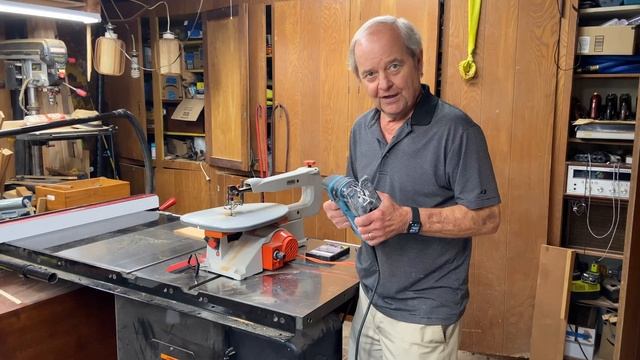 Jigsaw vs Scroll: What Types of Cuts Does Each Reciprocating Saw Make? смотреть онлайн