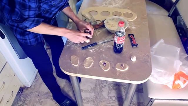 ПЕЛЬМЕНИ ИЗ КОКА КОЛЫ + ФАНТА + ТВИКС + МАРС ??! *О* coca cola + fanta + twix ... смотреть онлайн