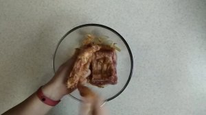 сочные свиные ребра на овощной подушке / pork ribs on vegetables