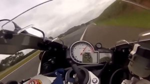 Безбашенная езда на мотоцикле 300km/h Под музыку!!!