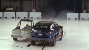 Honda HR-V vs. Mazda CX-5 - Crash Test: Poor Rating VS Good Rating