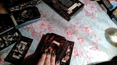 Чёрный гримуар Таро Некрономикон и КАРТЫ ТАРО Мистические знаки