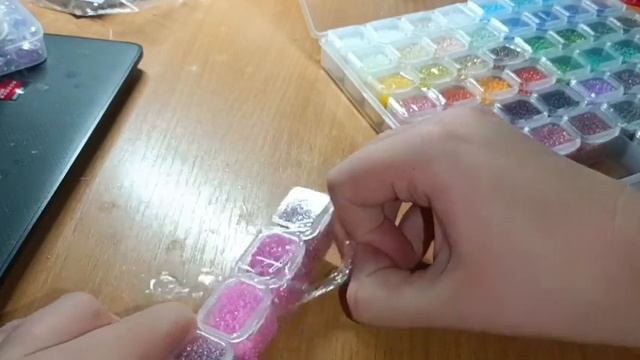 распаковка бисера/новы бисер/?обзор бисера? #бисероплетение #обзорбисера #бисер #врек #обзор смотреть онлайн