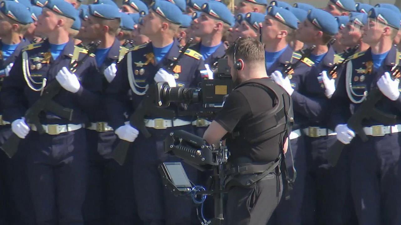 На каком канале будет парад в екатеринбурге. Парад на красной площади. 1 Канал парад. Парад прямая трансляция 1 канал.