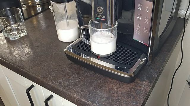 Кофемашина Philips Saeco SM6480 смотреть онлайн