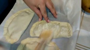 Самса с зеленью и брынзой// Слоеная хрустящая самса