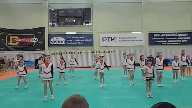 Cheerleading. Чир спорт. Команда Sunrise kids. смотреть онлайн