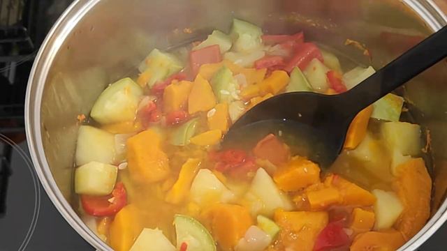 Крем супа с тиква "Хокайдо" Толкова вкусна супа, че мога да я ям често. Здравословна, вкусна и лесн