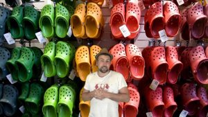 Сейчас же избавься от них если у тебя есть эти шлёпки сию же секунду... потому что