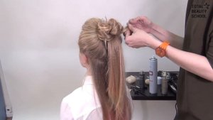 Как сделать высокий пучок? Пошаговый урок по прическам.