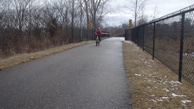 Riding my GIANT XTC Jr BIKE смотреть онлайн