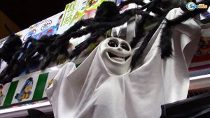 ХЕЛЛОУИН МАГАЗИН Шопинг на Хеллоуин с Игорьком / Shopping for Halloween Costumes