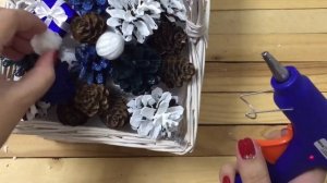 Новогодняя композиция в корзине // DIY Christmas Decoration