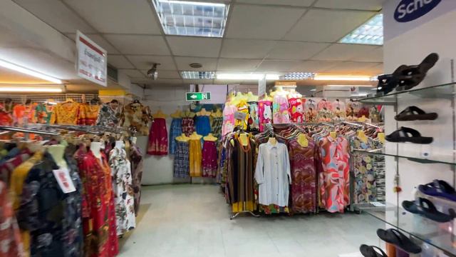 The Oldest Mall in Bangkok? EMSPHERE... NOT! (#36) смотреть онлайн