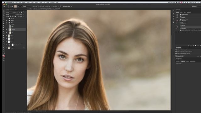 How To Remove Stray Hairs with Photoshop смотреть онлайн
