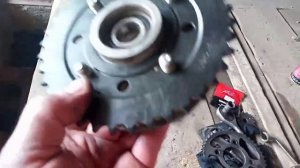 меняем заднию звезду на скорость на 38 зубов на баджаж боксера.