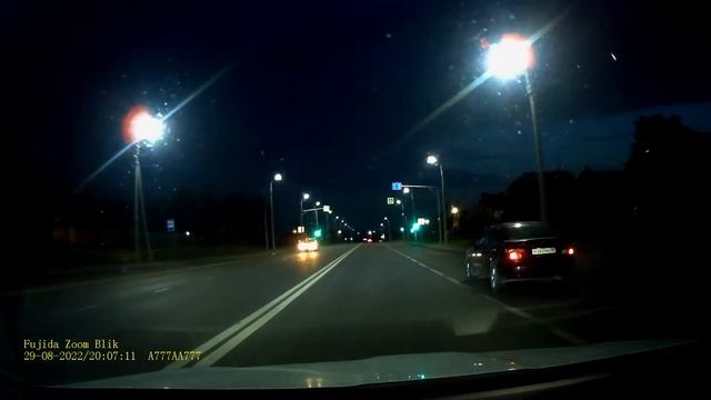 Видеорегистратор Fujida Zoom Blik Duo Пример ночной съемки смотреть онлайн