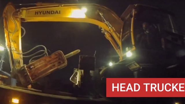transporting backhoe hyundai 180