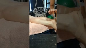 Кинезиотейпирование икроножной мышцы и ахилого сухожилия