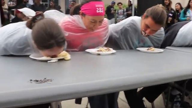 Pi Eating Contest (3/14/16) смотреть онлайн
