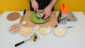 Этот САЛАТ МИМОЗА придумали еще в СССР, и каждый год готовлю его на праздники.