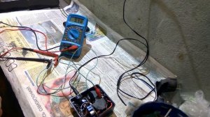 Зарядное для литий ионных аккумуляторов 18650 для шуруповерта