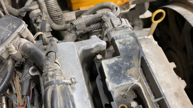 Стук в двигателе z18xe, Opel Astra g 1999 1.8 16v Ecotec смотреть онлайн