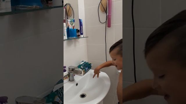 Как полоскать горло, если заболел смотреть онлайн