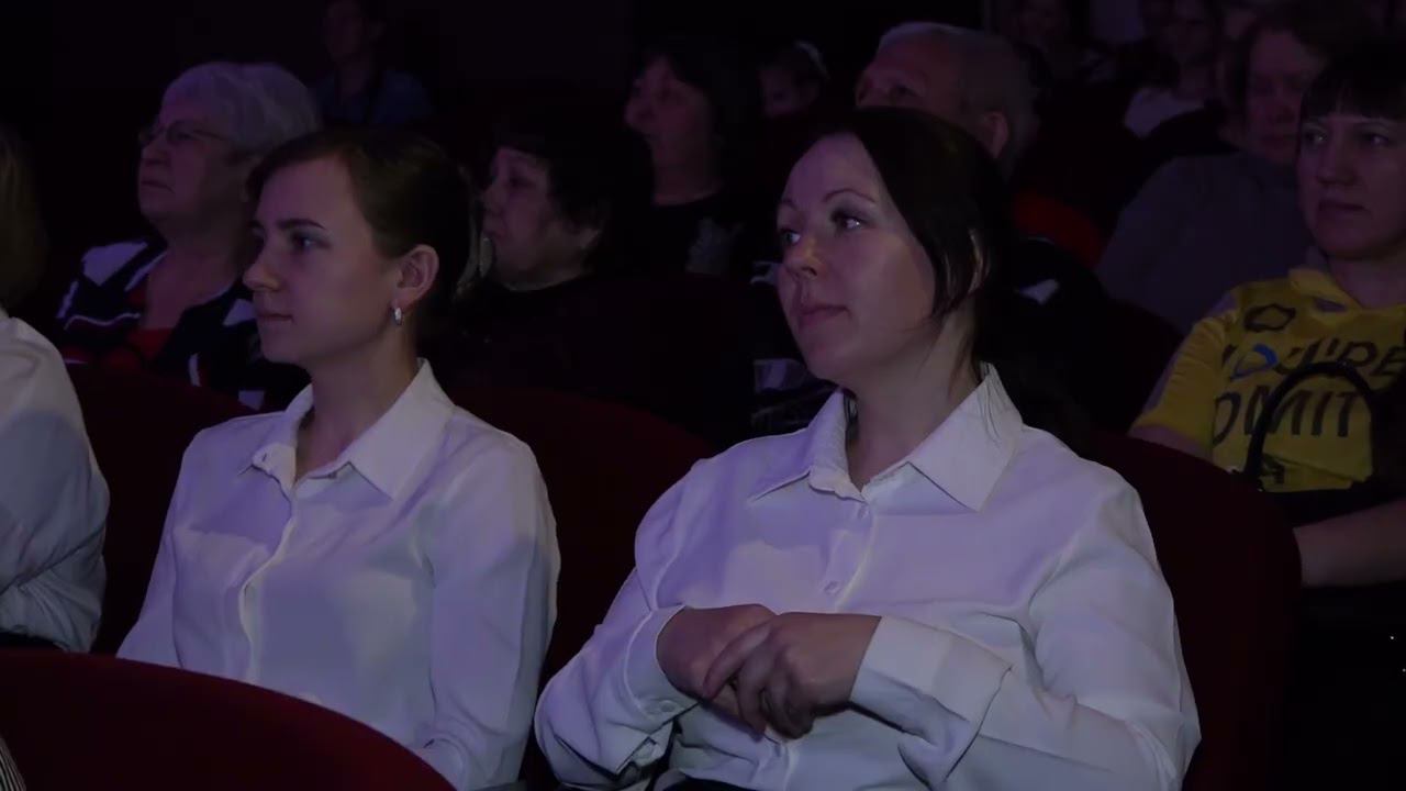 праздничный концерт посвященный женам и матерям бойцов специальной военной операции.