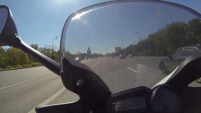 Фазер выезжает из Москвы на Можайское шоссе