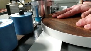 HOLZ T-503 кромкооблицовочный станок - криволинейное оклеивание