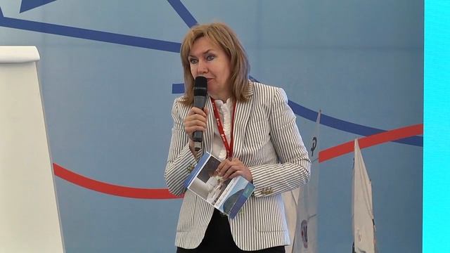 2017. НАТАЛЬЯ ЦАРЬКОВА _ АРТЕКФОРУМ _ ВЫСТУПЛЕНИЯ В БОЛЬШОМ ПАВИЛЬОНЕ.mp4